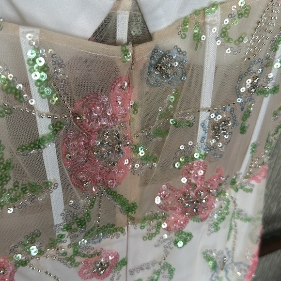 Mac Duggal 68180 Floral Beadwork Sheer Bodice Dress size 4 NEW $598 - Picture 16 of 17